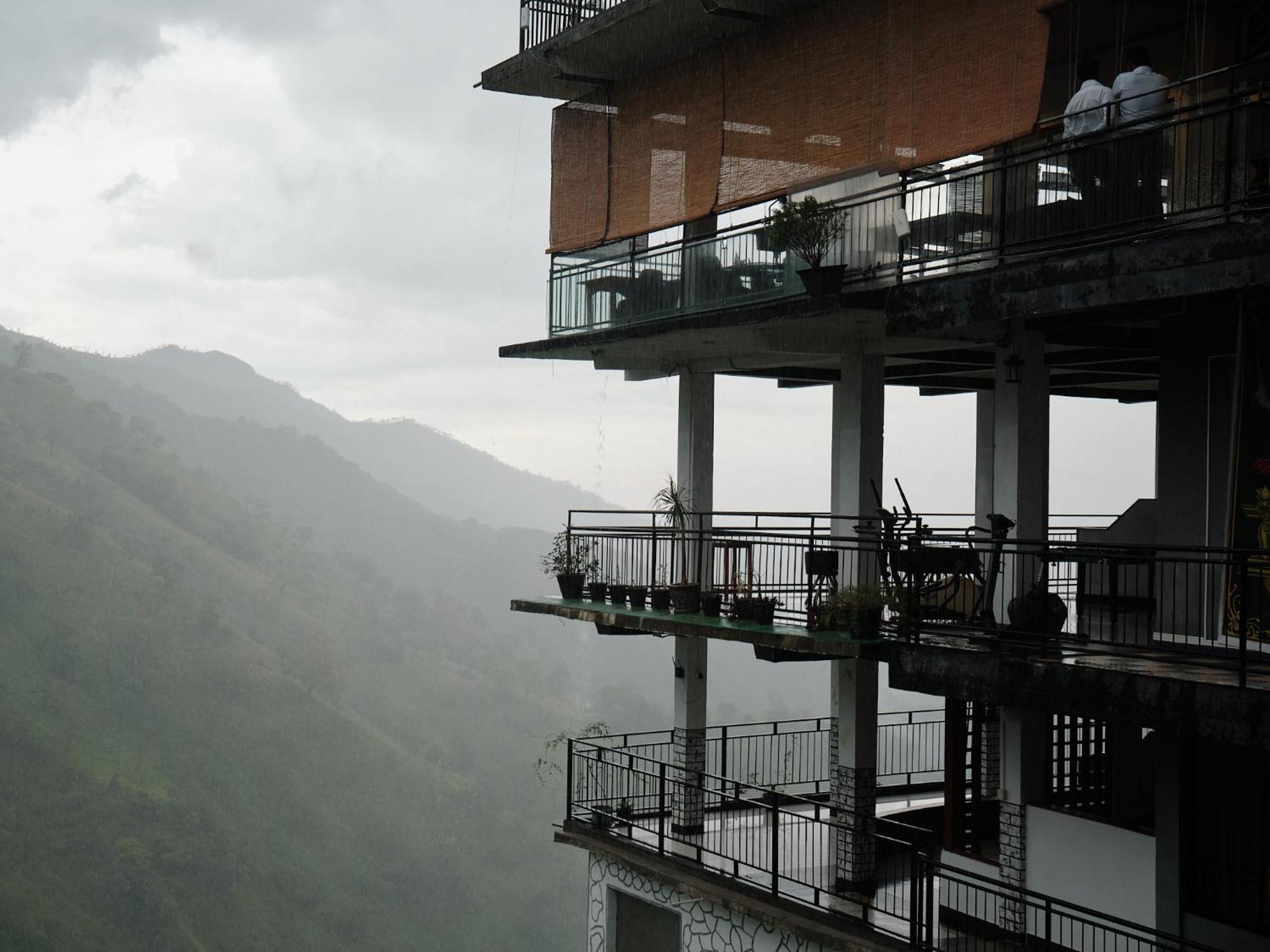Ella Mount Heaven Hotel Exterior photo
